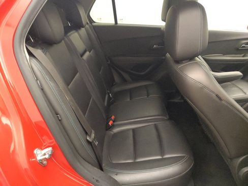 Used 2015 Chevrolet Trax LTZ FWD image 19