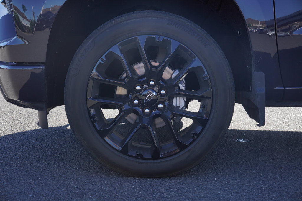Used 2024 Chevrolet Silverado 1500 RST RWD image 4