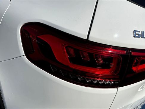 Used 2020 Mercedes-Benz GLB 250 GLB 250 image 29