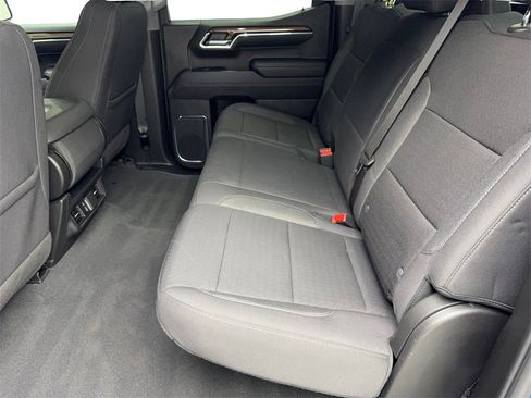 Used 2024 Chevrolet Silverado 1500 LT image 32