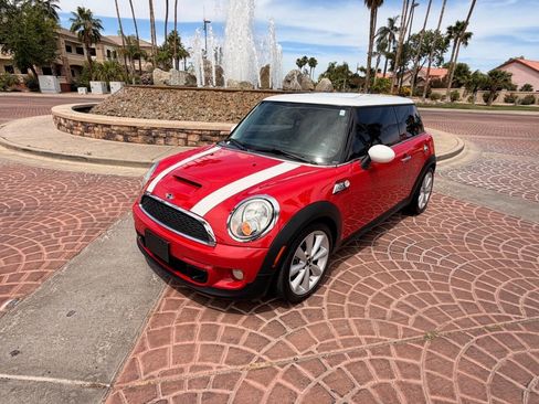 Used 2012 MINI Cooper S FWD image 2