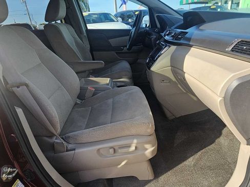 Used 2016 Honda Odyssey EX image 28