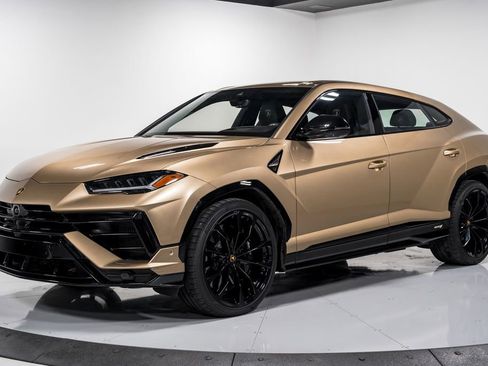 Used 2024 Lamborghini Urus S image 7