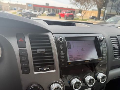 Used 2010 Toyota Sequoia Platinum image 10