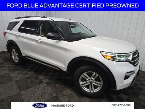 Used 2020 Ford Explorer XLT w/ Equipment Group 202A AWD/4WD image 9