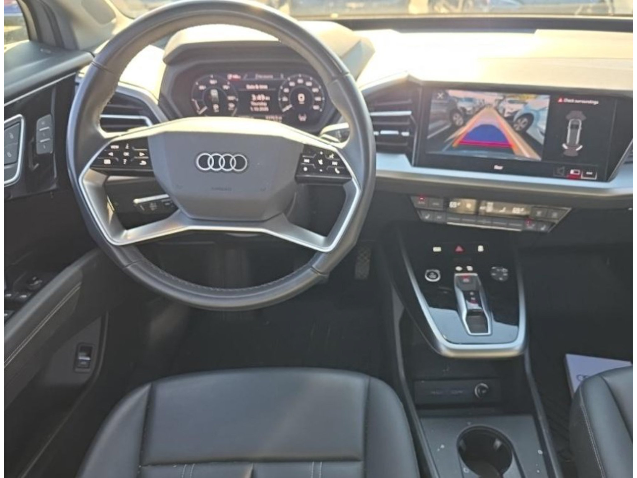Used 2024 Audi Q4 e-tron Premium RWD image 5