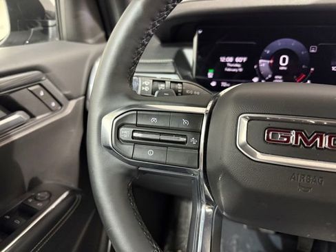 Certified 2025 GMC Acadia Elevation image 15