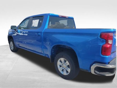 Used 2025 Chevrolet Silverado 1500 LT AWD/4WD image 3