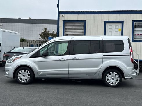Certified 2021 Ford Transit Connect XLT FWD image 7