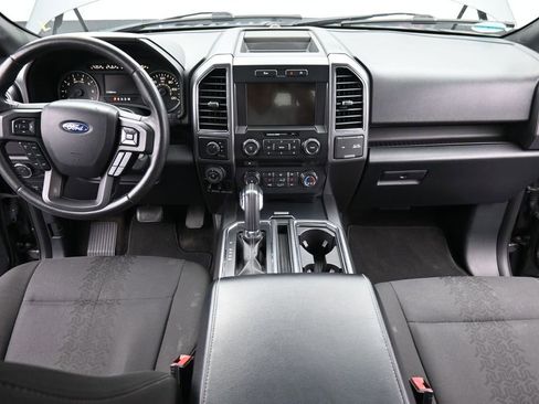 Used 2018 Ford F150 XLT w/ Equipment Group 302A Luxury AWD/4WD image 12
