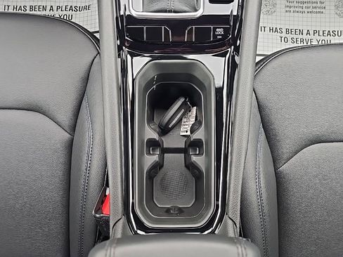 New 2026 Jeep Compass Limited AWD/4WD image 32