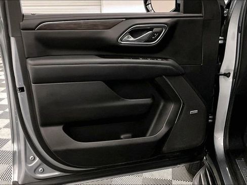 Used 2024 Chevrolet Tahoe LT image 19