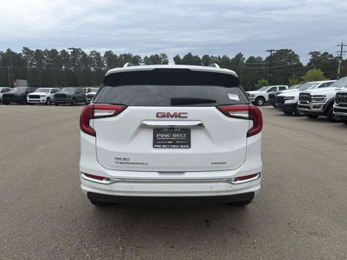 Used 2024 GMC Terrain Denali AWD/4WD image 5