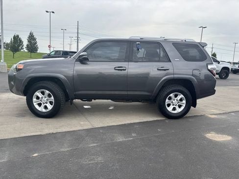 Used 2016 Toyota 4Runner SR5 Premium AWD/4WD image 6