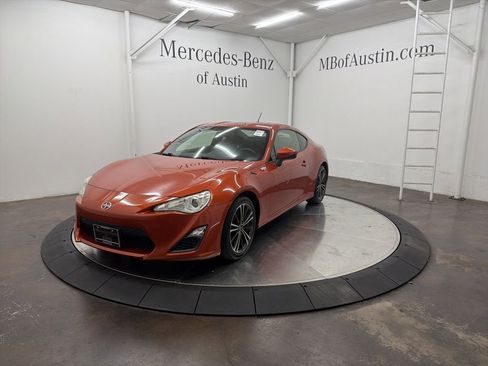Used 2013 Scion FR-S image 3