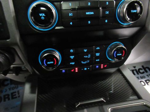 Used 2019 Ford F150 Raptor w/ Equipment Group 802A Luxury image 27