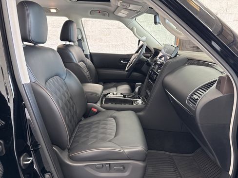 Used 2024 Nissan Armada Platinum w/ Captain's Chairs Package image 55