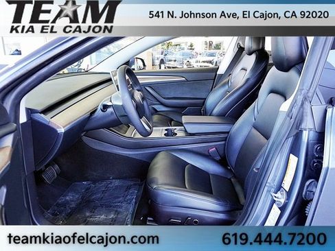 Used 2022 Tesla Model 3 Long Range image 17