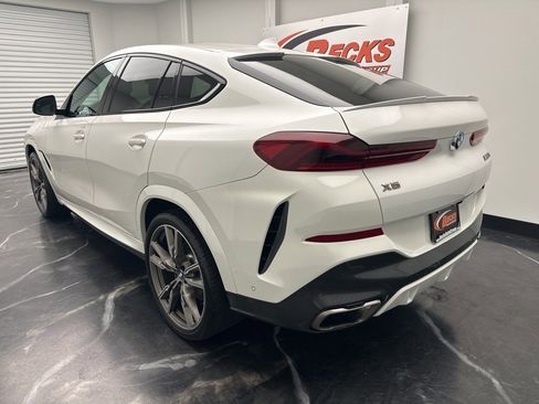 Used 2022 BMW X6 M50i w/ Executive Package image 4