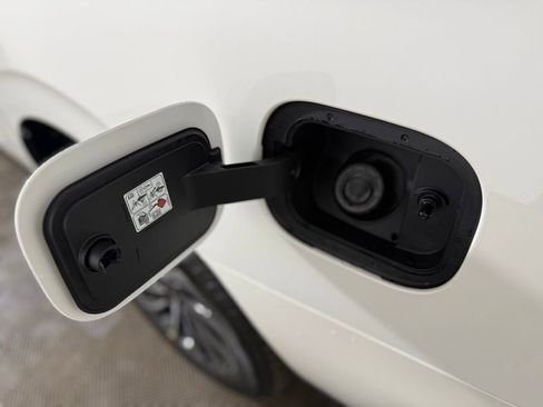 New 2025 Lincoln Navigator L Black Label image 18