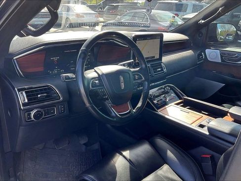 Used 2019 Lincoln Navigator Reserve w/ Cargo Package image 5