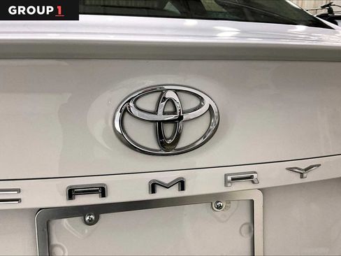 Certified 2019 Toyota Camry SE image 30
