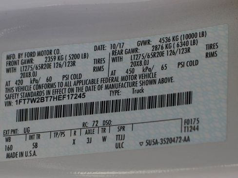 Used 2017 Ford F250 Lariat w/ Chrome Package image 48