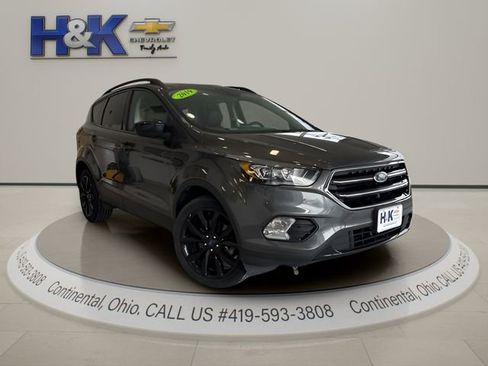 Used 2019 Ford Escape SE image 1