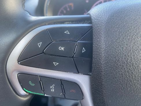 Used 2018 Jeep Grand Cherokee Limited w/ Trailer Tow Group IV image 9