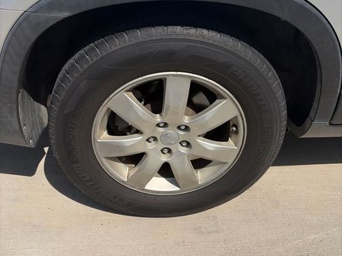 Used 2012 Kia Sorento LX w/ Convenience Pkg FWD image 14
