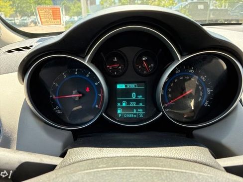 Used 2016 Chevrolet Cruze LS FWD image 22