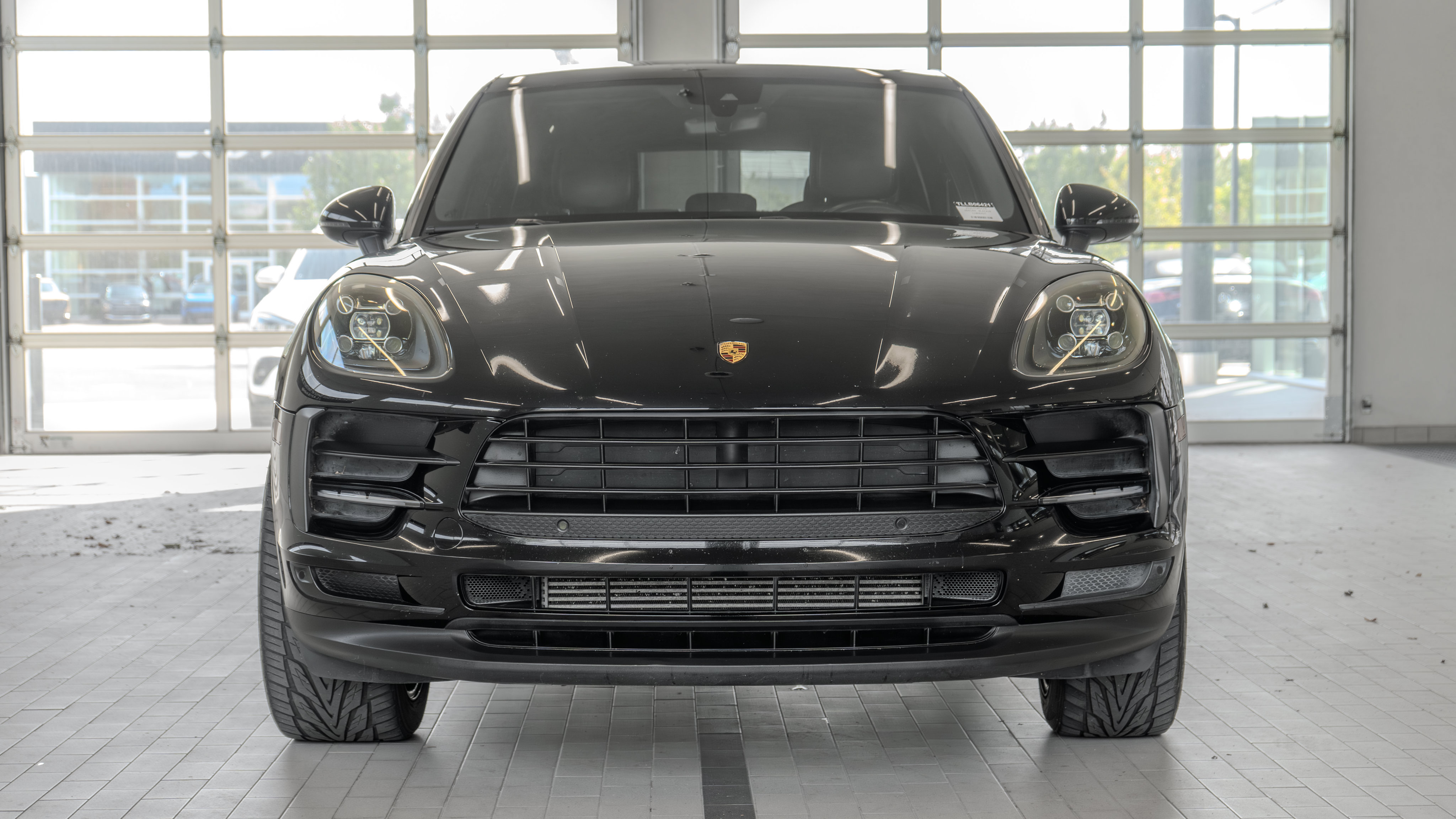 Used 2020 Porsche Macan AWD/4WD image 11