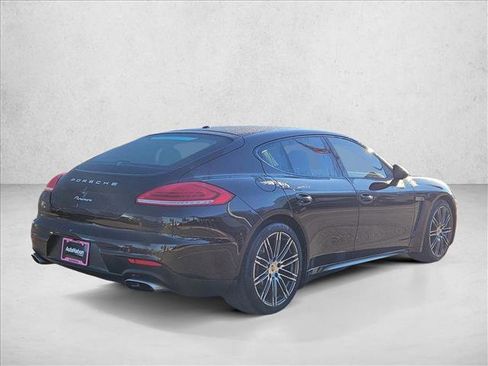 Used 2016 Porsche Panamera Edition image 5