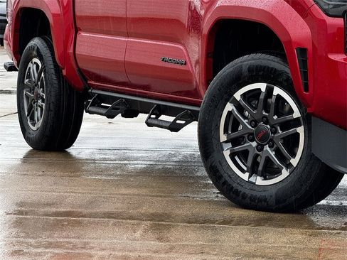 New 2026 Toyota Tacoma TRD Sport image 3