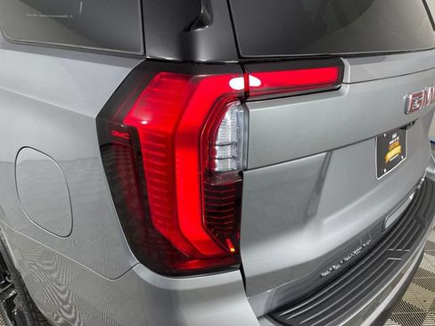 Certified 2026 GMC Yukon Elevation w/ Elevation Premium Package AWD/4WD image 17