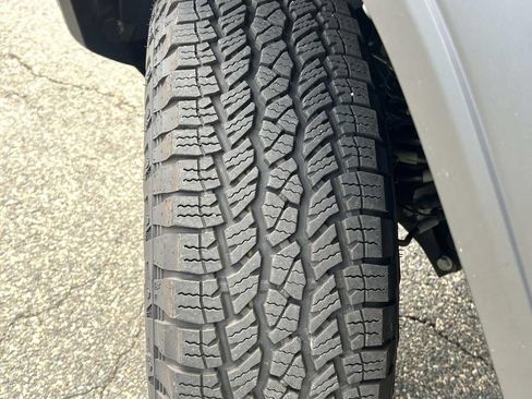 Certified 2025 Jeep Wrangler Unlimited Sport AWD/4WD image 33