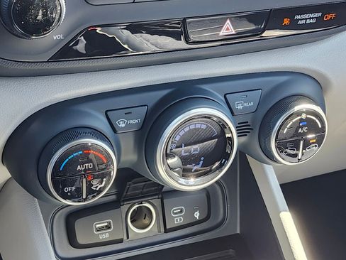 New 2026 Hyundai Venue SEL FWD image 22