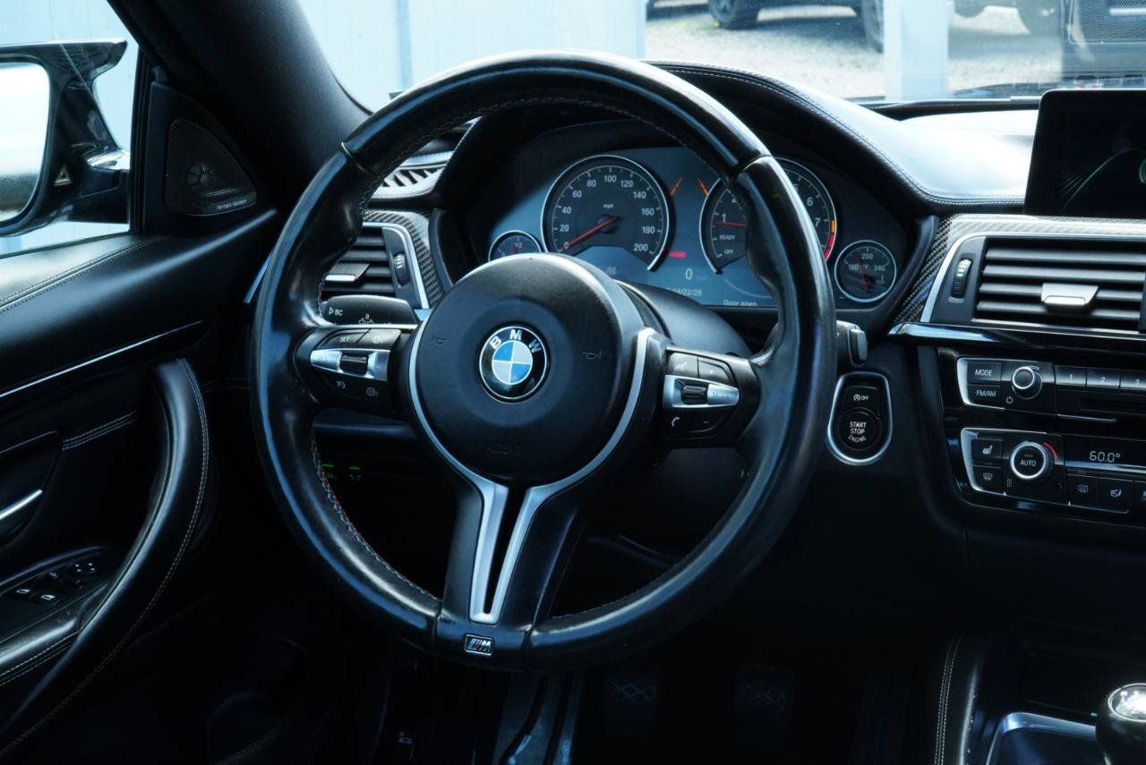 Used 2016 BMW M4 Coupe w/ Executive Package RWD image 72