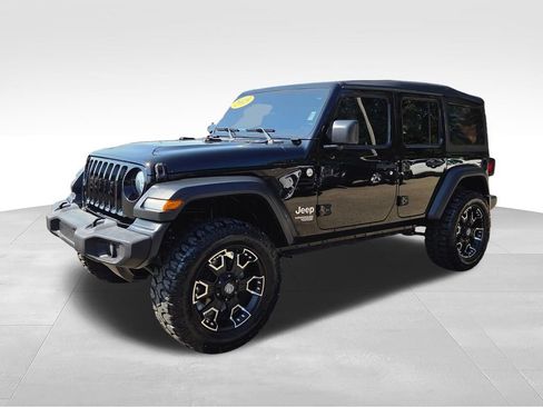 Used 2019 Jeep Wrangler Unlimited Sport AWD/4WD image 3