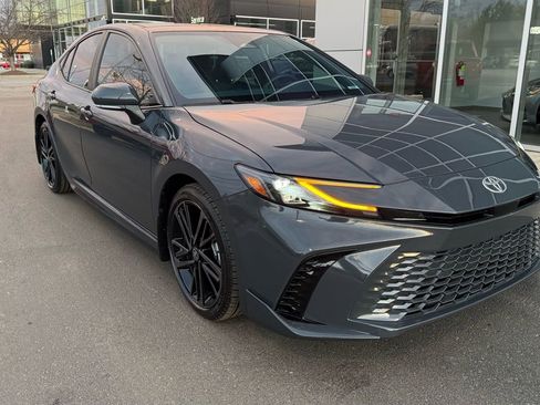 Used 2025 Toyota Camry XSE image 67