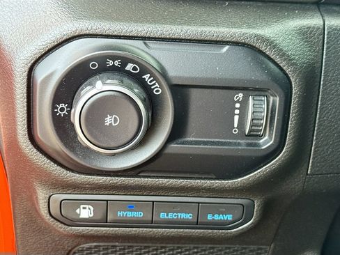 Certified 2023 Jeep Wrangler Unlimited AWD/4WD image 11