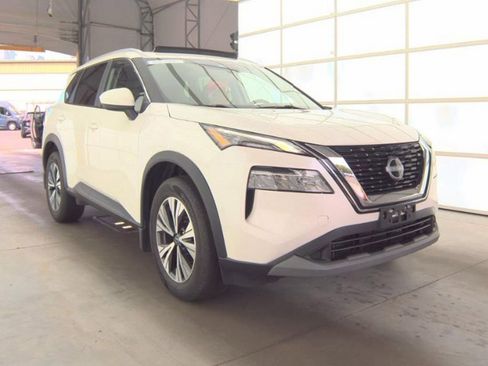Used 2023 Nissan Rogue SV w/ SV Premium B Package AWD/4WD image 4