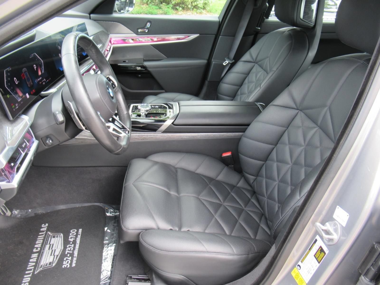 Used 2023 BMW 740i RWD image 18