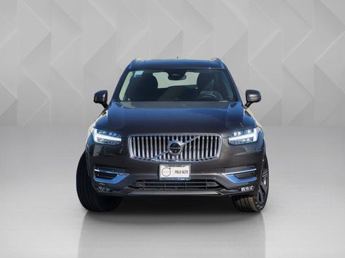 Certified 2025 Volvo XC90 B6 Ultra w/ Protection Package Premier image 2