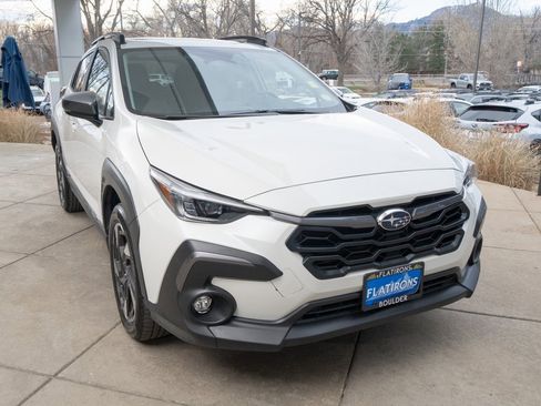 Certified 2025 Subaru Crosstrek 2.5i Limited w/ Popular Package #4A image 2