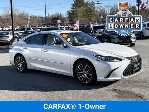 Used 2023 Lexus ES 350 w/ Premium Package image 2