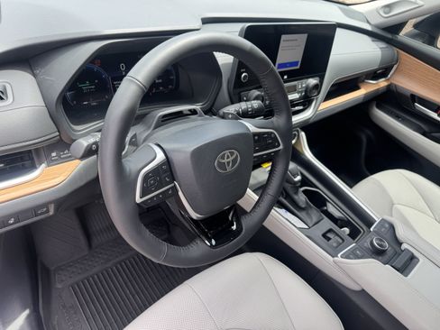 Certified 2026 Toyota Grand Highlander AWD image 22
