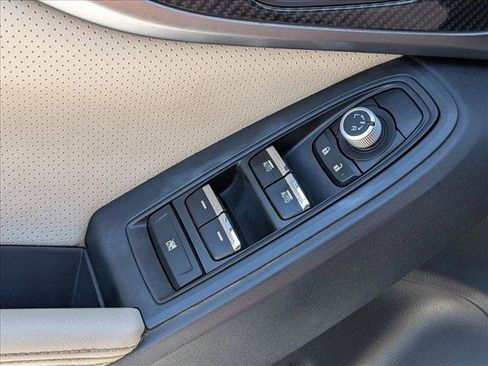 Used 2018 Subaru Impreza 2.0i Limited AWD/4WD image 11