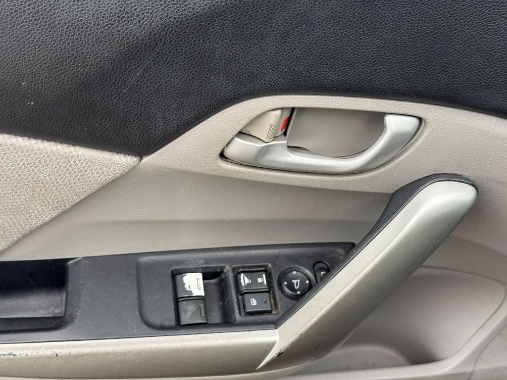 Used 2013 Honda Civic LX image 10