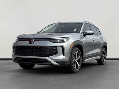 New 2026 Volkswagen Tiguan SE